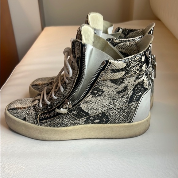 Giuseppe Zanotti White and Black Speckled Sneakers - Picture 5 of 5